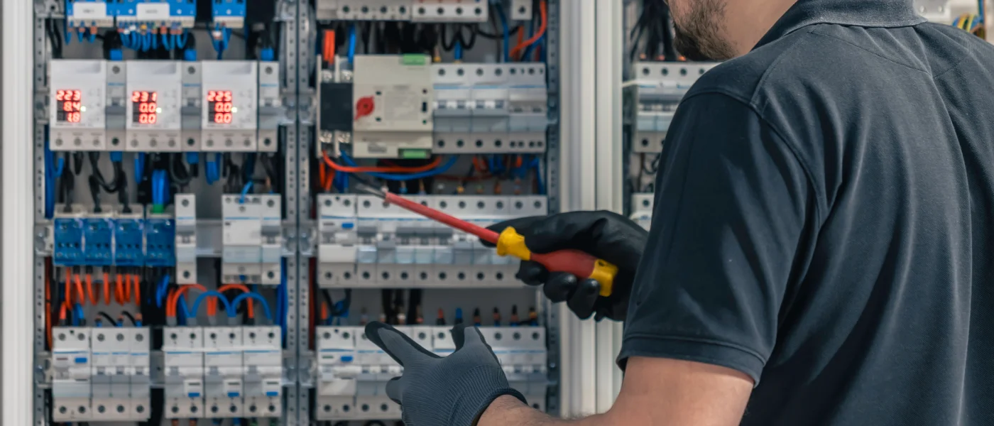 How Generator Control Panels Work
